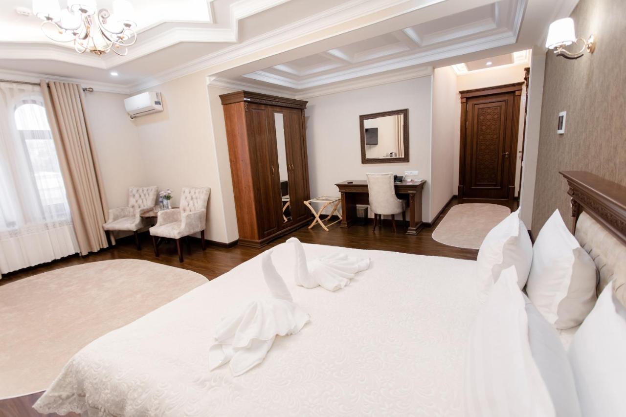 Hotel Silver Rows Samarkand Bagian luar foto